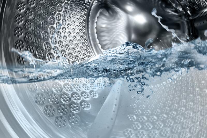 دلایل و 10 روش تخلیه آب توسط ماشین لباسشویی